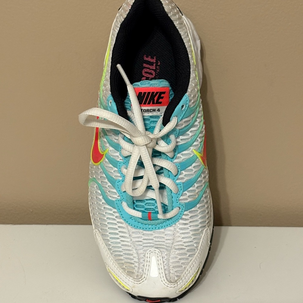 Nike Women's White and Blue Athletic Shoes,‎ Nike Air, Size 5